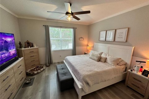 House in Davenport, Florida 4 bedrooms, 214.79 sq.m. № 2111973 - photo 16