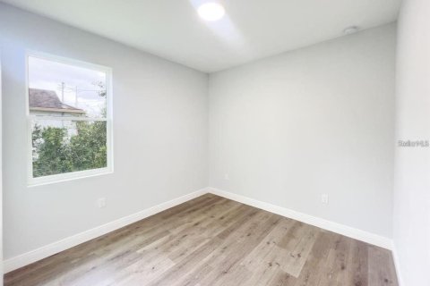 House in Ocala, Florida 4 bedrooms, 151.99 sq.m. № 1915330 - photo 5