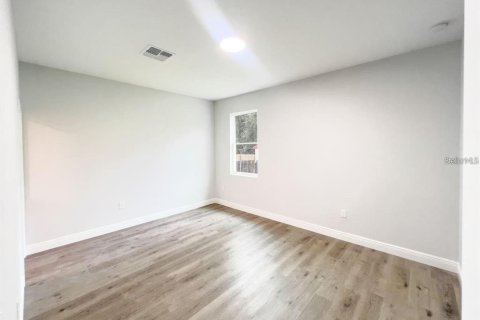 House in Ocala, Florida 4 bedrooms, 151.99 sq.m. № 1915330 - photo 8