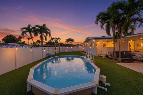Casa en venta en Pembroke Pines, Florida, 2 dormitorios, 133.41 m2 № 2050114 - foto 29