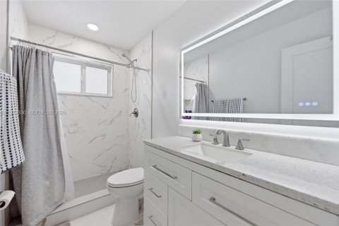 Casa en venta en Pembroke Pines, Florida, 2 dormitorios, 133.41 m2 № 2050114 - foto 17