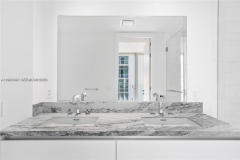 Купить кондоминиум в Майами, Флорида 1 спальня, 63.17м2, № 2025522 - фото 21