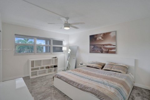 Copropriété à vendre à Pompano Beach, Floride: 2 chambres, 102.19 m2 № 2153257 - photo 17