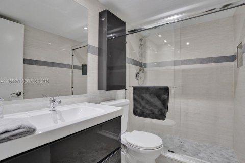 Copropriété à vendre à Pompano Beach, Floride: 2 chambres, 102.19 m2 № 2153257 - photo 30