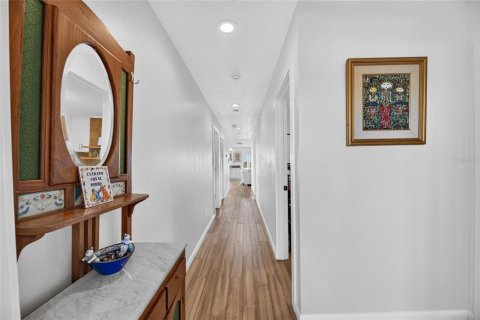 Condo in Tampa, Florida, 3 bedrooms  № 2420361 - photo 7