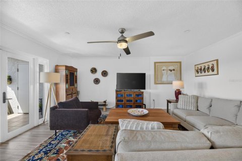 Condo in Tampa, Florida, 3 bedrooms  № 2420361 - photo 12