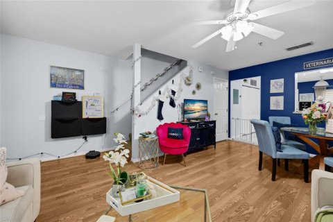 Condominio en venta en Gainesville, Florida, 2 dormitorios, 106 m2 № 1773141 - foto 7