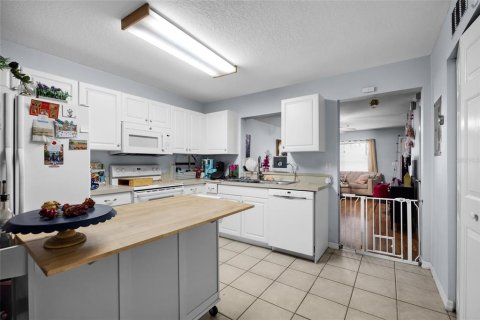 Condominio en venta en Gainesville, Florida, 2 dormitorios, 106 m2 № 1773141 - foto 5