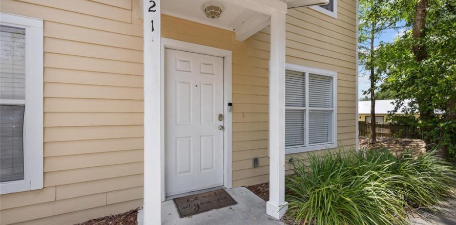 Condominio en Gainesville, Florida, 2 dormitorios № 1773141