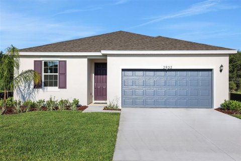 House in Lady Lake, Florida 4 bedrooms, 150.97 sq.m. № 1895146 - photo 1