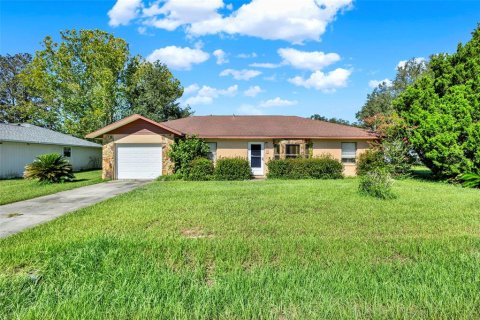 House in Ocala, Florida 2 bedrooms, 105.44 sq.m. № 1848564 - photo 1