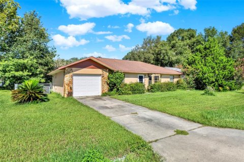 House in Ocala, Florida 2 bedrooms, 105.44 sq.m. № 1848564 - photo 3