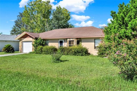 House in Ocala, Florida 2 bedrooms, 105.44 sq.m. № 1848564 - photo 2