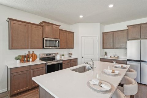 Villa ou maison à vendre à Zephyrhills, Floride: 4 chambres, 188.96 m2 № 1614066 - photo 12