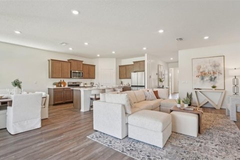 Villa ou maison à vendre à Zephyrhills, Floride: 4 chambres, 188.96 m2 № 1614066 - photo 6