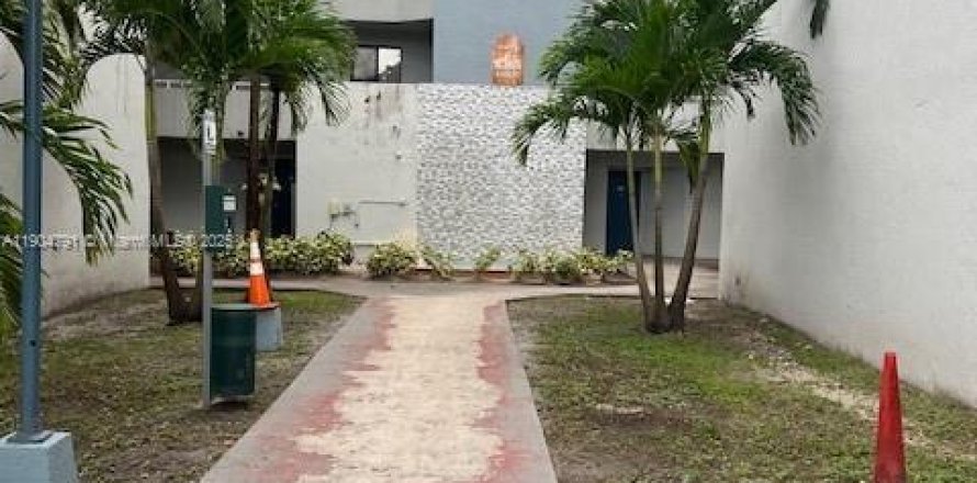 Condo à Miami, Floride, 2 chambres № 1956718