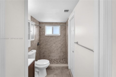 Снять в аренду кондоминиум в Майами, Флорида 1 спальня, 66.15м2, № 2005230 - фото 11