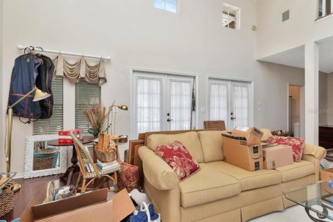 House in Tarpon Springs, Florida 3 bedrooms, 217.11 sq.m. № 1831723 - photo 21