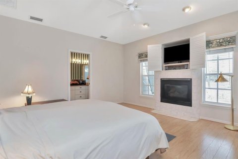House in Tarpon Springs, Florida 3 bedrooms, 217.11 sq.m. № 1831723 - photo 25
