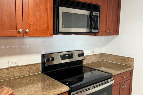 Condominio en venta en Miami, Florida, 2 dormitorios, 91.42 m2 № 2077975 - foto 4
