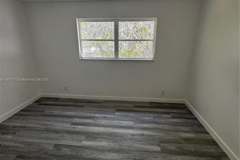 Condominio en alquiler en Hollywood, Florida, 2 dormitorios, 83.61 m2 № 1923614 - foto 22