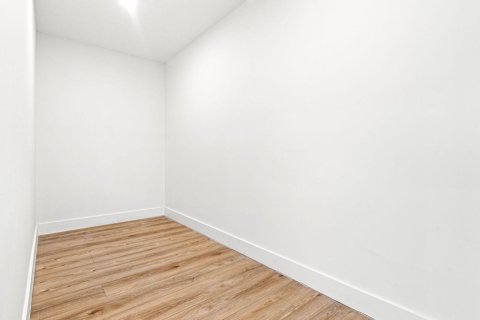 Propiedad comercial en venta en Fort Lauderdale, Florida, 397.81 m2 № 2407318 - foto 19