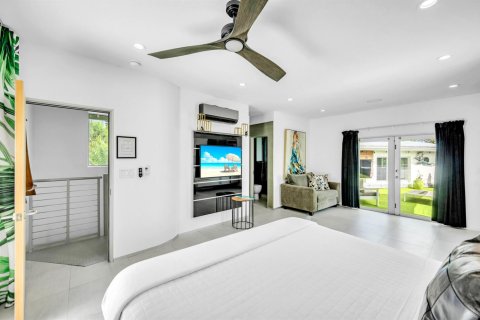 House in Fort Lauderdale, Florida 4 bedrooms, 285.49 sq.m. № 2389924 - photo 29