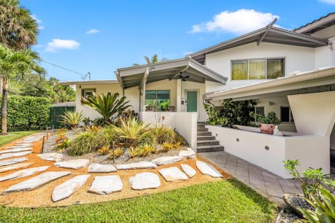 House in Fort Lauderdale, Florida 4 bedrooms, 285.49 sq.m. № 2389924 - photo 3