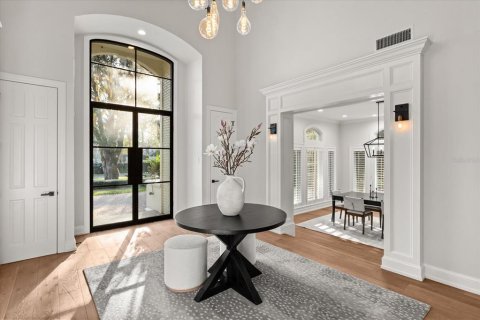 House in Winter Park, Florida 6 bedrooms, 594.2 sq.m. № 2232210 - photo 5