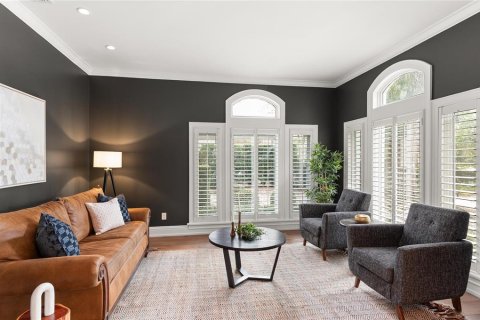 House in Winter Park, Florida 6 bedrooms, 594.2 sq.m. № 2232210 - photo 7