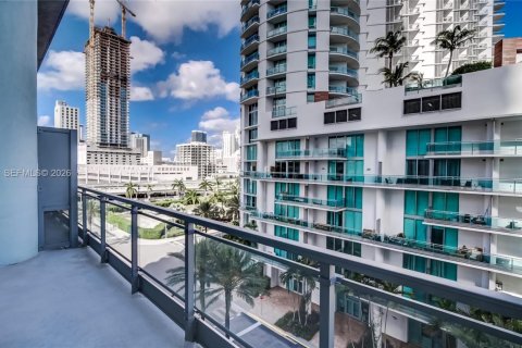 Condo in Miami, Florida, 2 bedrooms  № 2024051