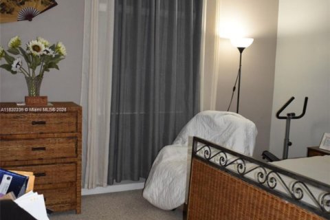 Condo in Homestead, Florida, 2 bedrooms № 1940810 - photo 26