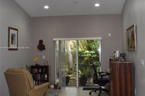 Condo in Homestead, Florida, 2 bedrooms № 1940810 - photo 22
