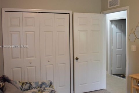 Condo in Homestead, Florida, 2 bedrooms № 1940810 - photo 6