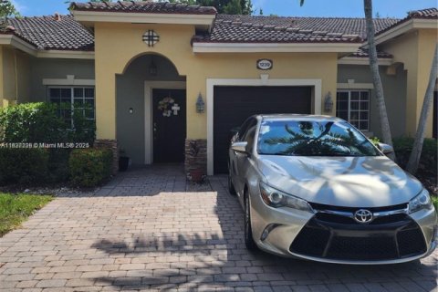 Condo in Homestead, Florida, 2 bedrooms № 1940810 - photo 2