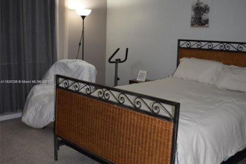 Condo in Homestead, Florida, 2 bedrooms № 1940810 - photo 27