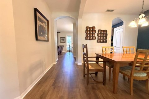 House in Apopka, Florida 3 bedrooms, 176.42 sq.m. № 2219587 - photo 8