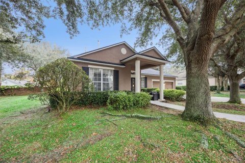 House in Apopka, Florida 3 bedrooms, 176.42 sq.m. № 2219587 - photo 4