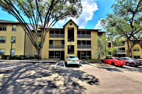 Condominio en alquiler en Altamonte Springs, Florida, 1 dormitorio, 71.63 m2 № 1869313 - foto 1