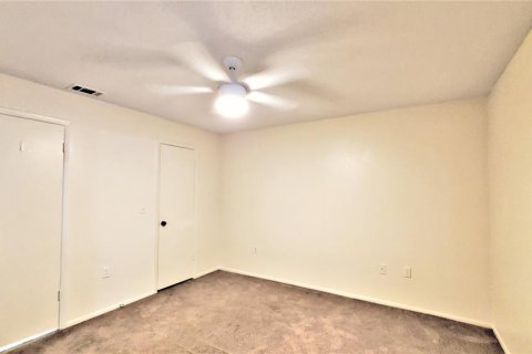 Condominio en alquiler en Altamonte Springs, Florida, 1 dormitorio, 71.63 m2 № 1869313 - foto 9