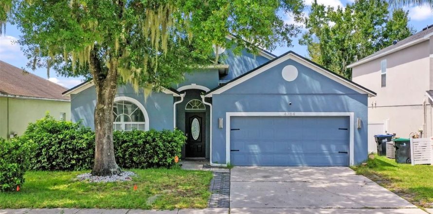 Casa en Orlando, Florida 4 dormitorios, 137.87 m2 № 1900036
