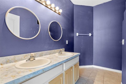 Casa en venta en Orlando, Florida, 4 dormitorios, 137.87 m2 № 1900036 - foto 28