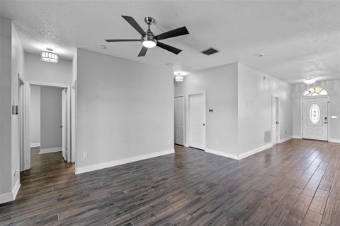 Casa en venta en Orlando, Florida, 4 dormitorios, 137.87 m2 № 1900036 - foto 12