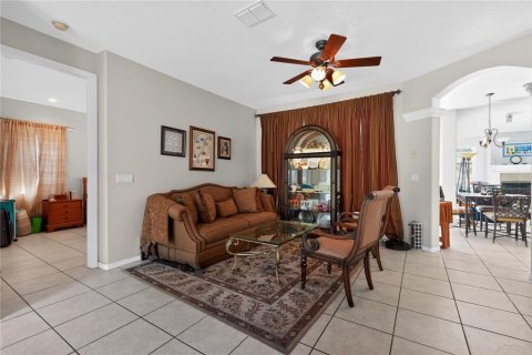 House in Hudson, Florida 3 bedrooms, 195.09 sq.m. № 2110083 - photo 17