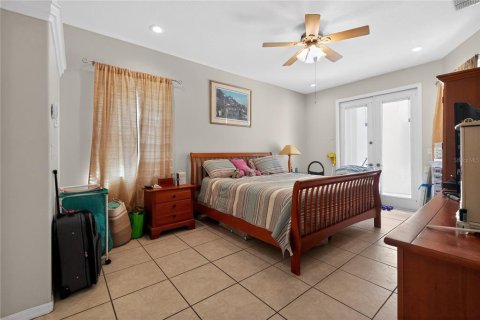 House in Hudson, Florida 3 bedrooms, 195.09 sq.m. № 2110083 - photo 26