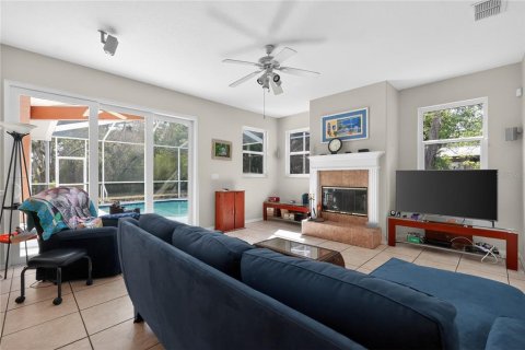 House in Hudson, Florida 3 bedrooms, 195.09 sq.m. № 2110083 - photo 18