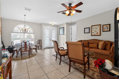 House in Hudson, Florida 3 bedrooms, 195.09 sq.m. № 2110083 - photo 19
