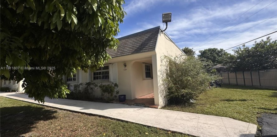 Villa ou maison à Miami, Floride 2 chambres, 103.31 m2 № 1968573