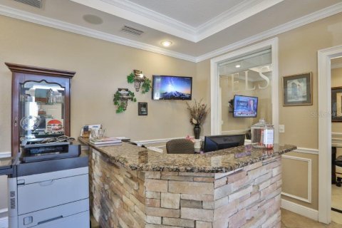 Commercial property in Apollo Beach, Florida 175.59 sq.m. № 2206148 - photo 3