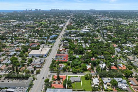House in Dania Beach, Florida 3 bedrooms, 186.92 sq.m. № 1764505 - photo 28